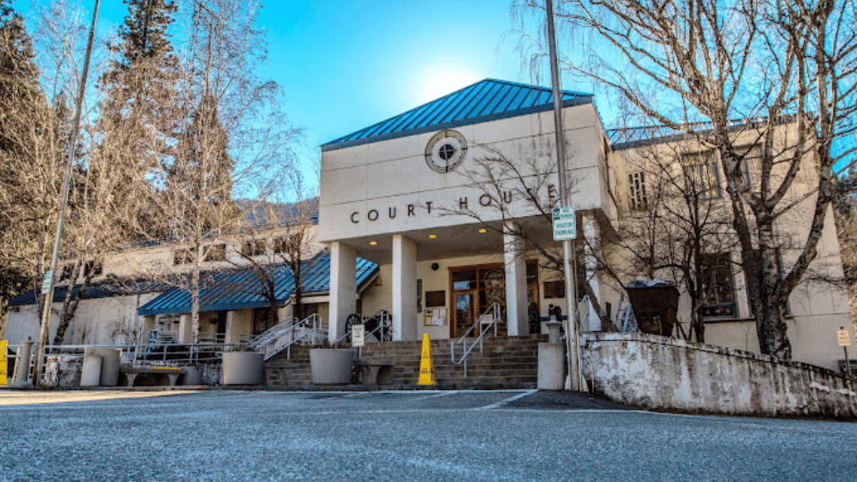 Sierra-Court-House